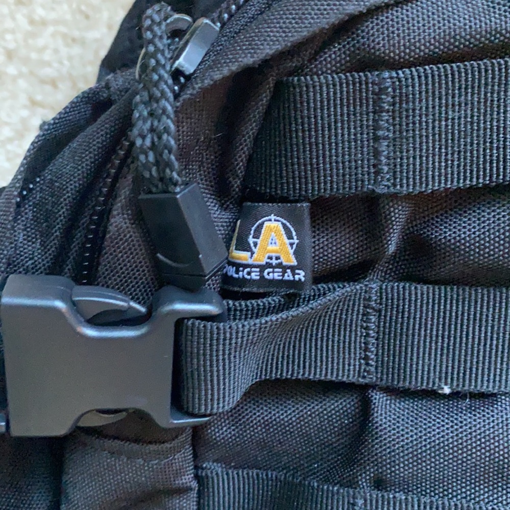 LA Police Gear Modular Molle Backpack - Picture 2 of 8